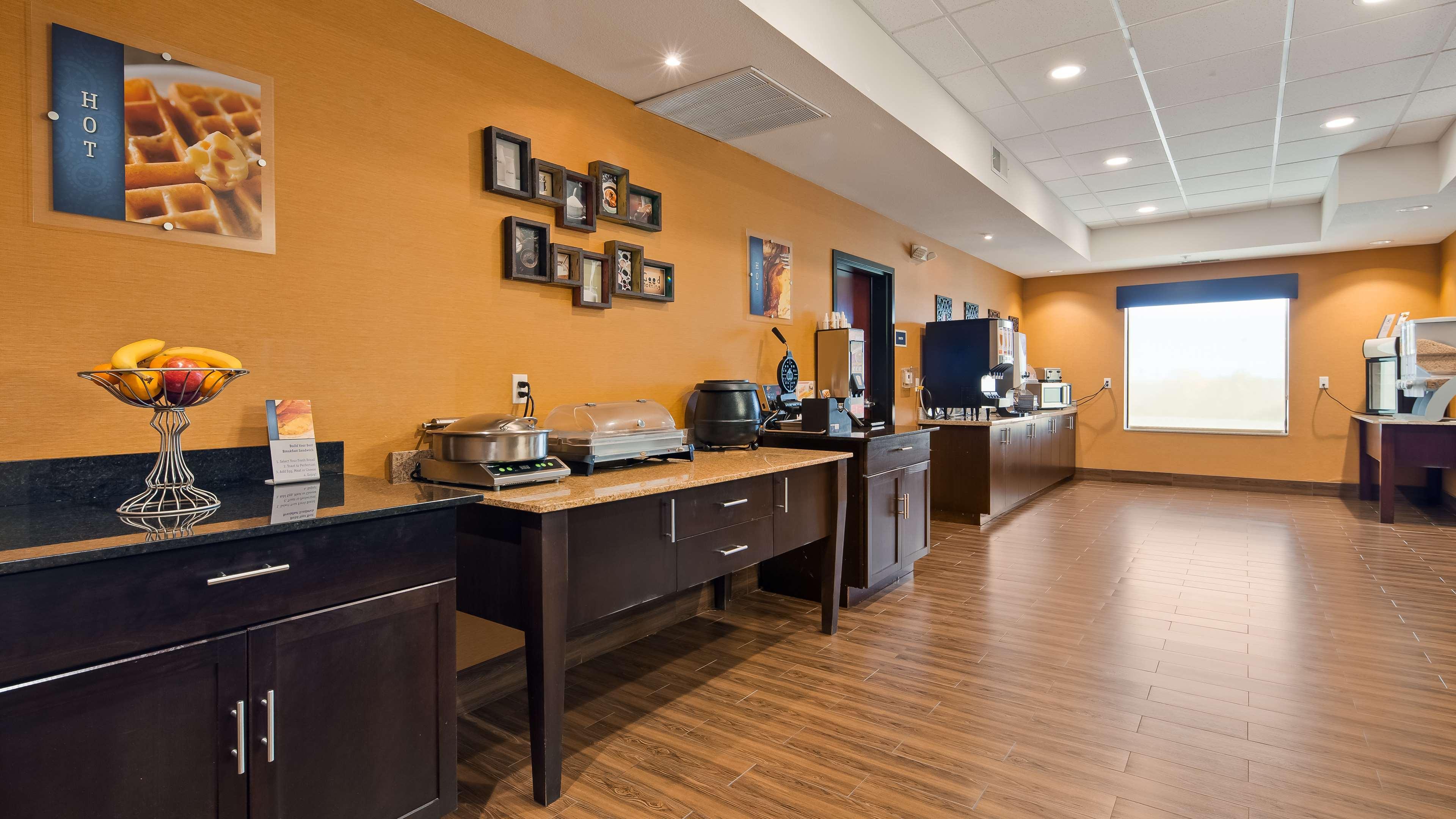 Best Western Plus Hiawatha Hotel Buitenkant foto